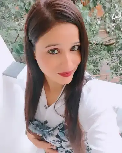 Call Girls in Pilkhuwa