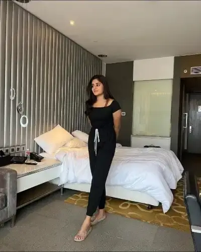 Pilkhuwa Call Girl Service